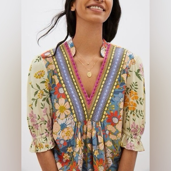 Bl-nk Stephanie Top Sold at Anthropologie Size Medium Blue Motif - Picture 1 of 12